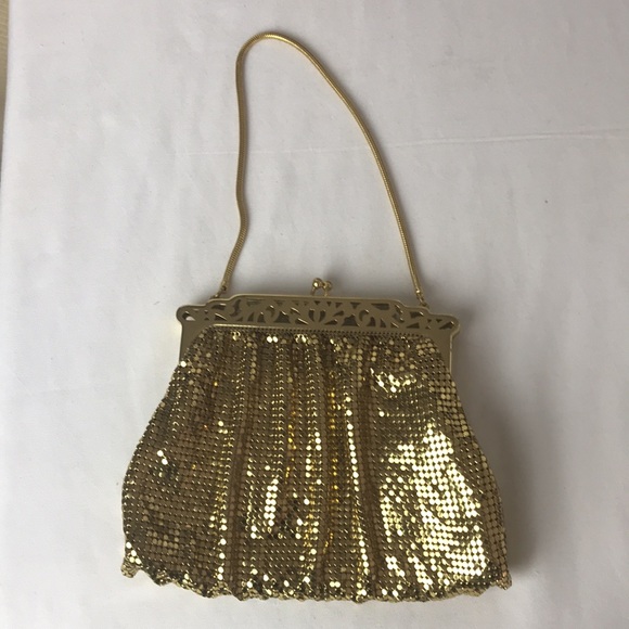 Vintage Whiting and Davis Co gold mesh bag - Picture 6 of 9